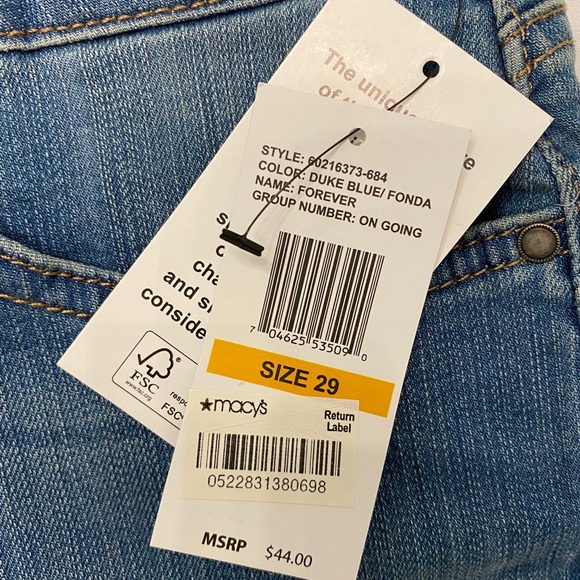 Jessica Simpson jean shorts - Picture 6 of 7